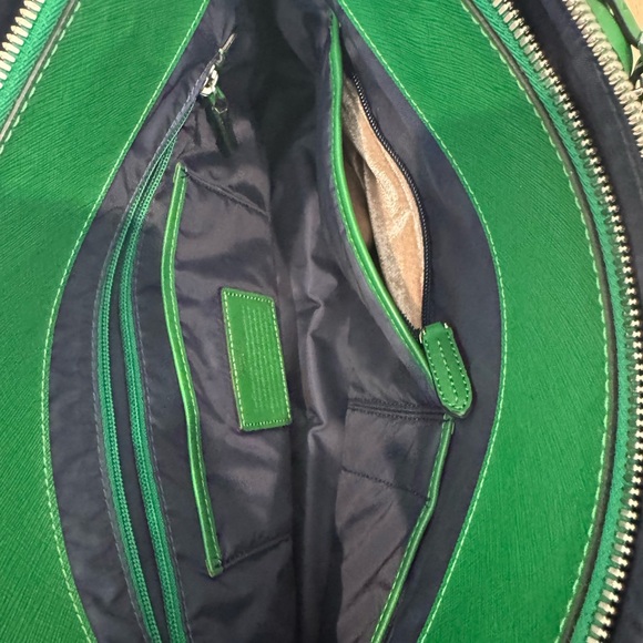 Green Tumi Vachetta leather laptop Handbag - Picture 5 of 8